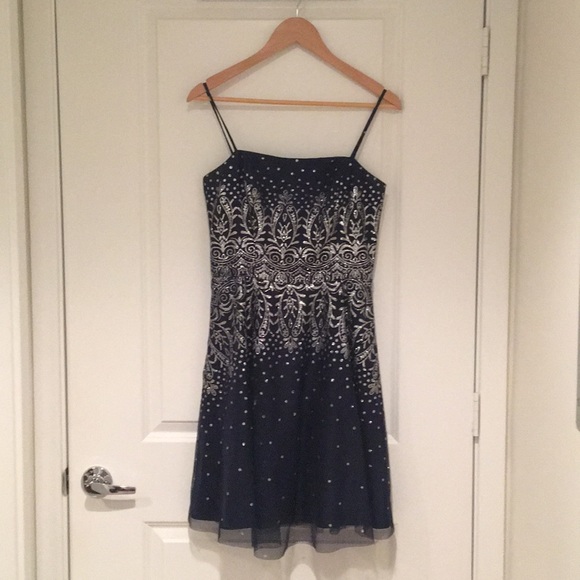 Masquerade Dark Blue Midi Dress Size 7/8 - Picture 8 of 13
